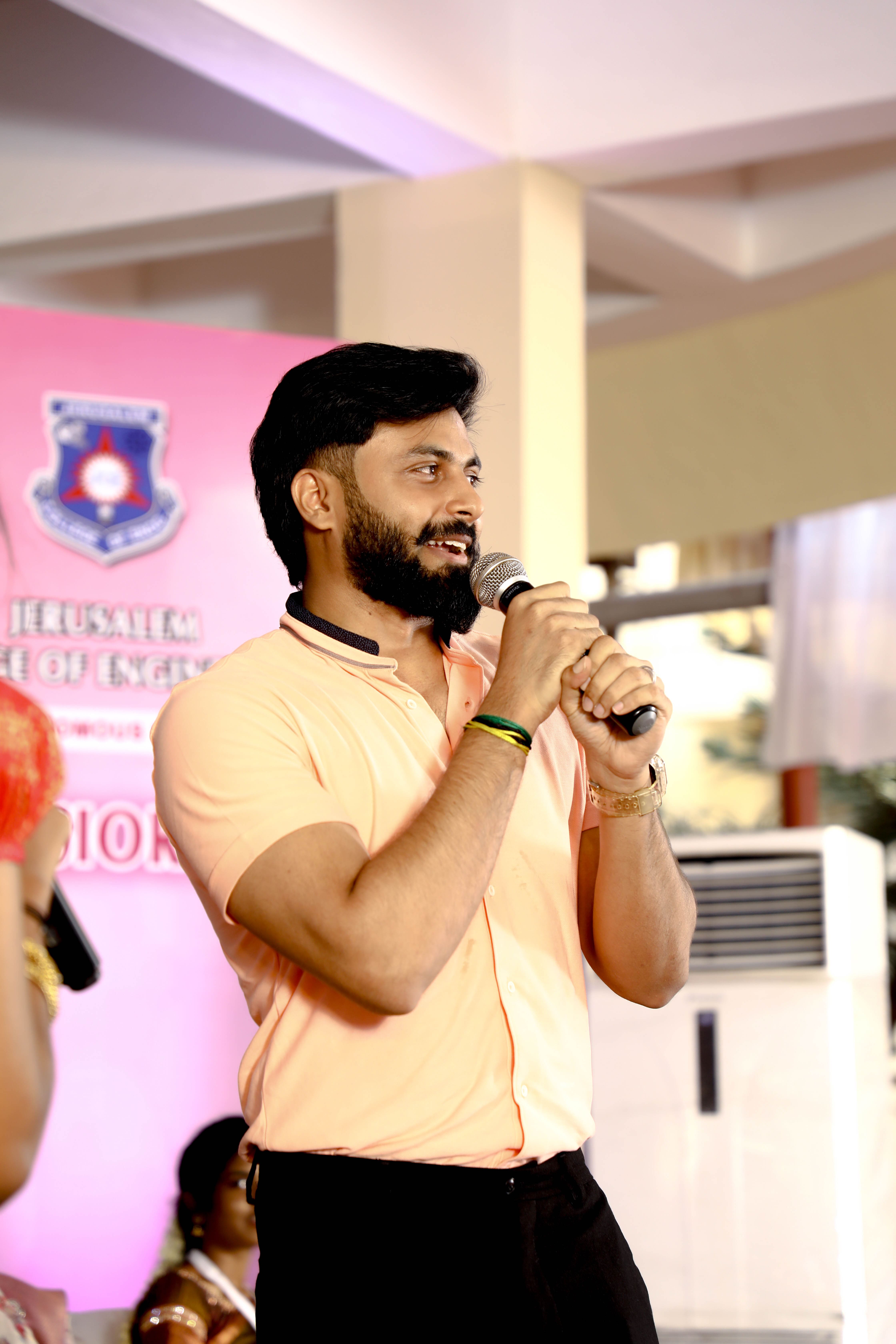 Abstract wedding ring capture